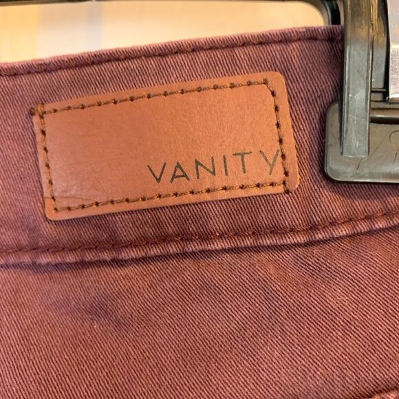 Vanity Plum Colored Jegging Crop Jeans - Picture 7 of 8